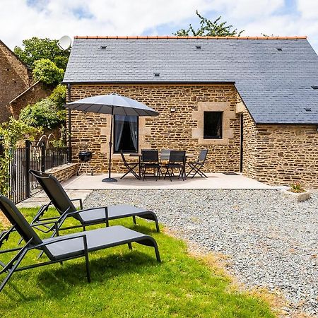 Les Prairies Du Mont -La Vallee Saint Pierre Sougéal Exterior foto